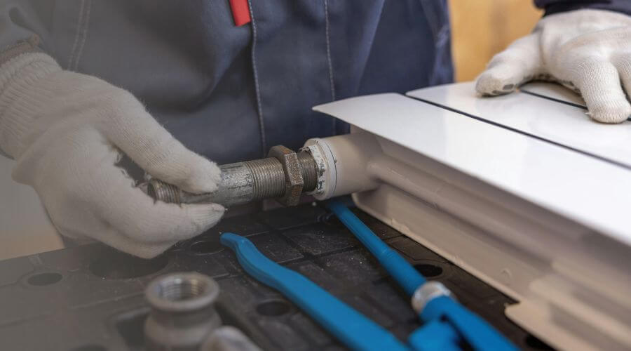 Professional water heater repair services in El Paso, TX